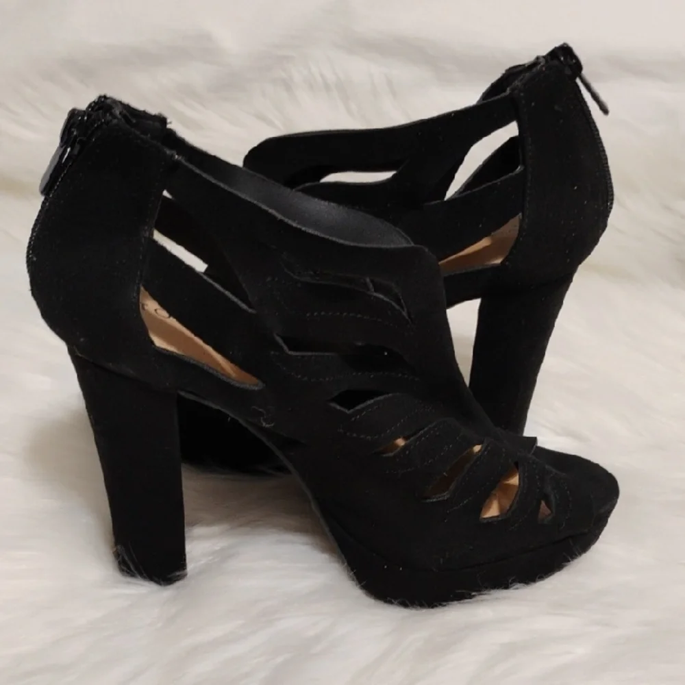 Torrid Black Cage Open Toe Chunky Heel Sandal Booties Worn 1X #46 - Picture 5 of 9